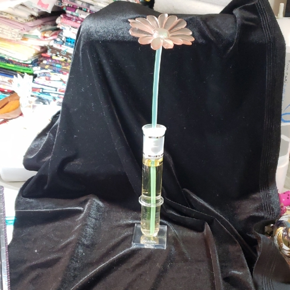 BOUQUET DE  PERFUME MARGUERITE ROSE NUAGE WITH FLOWER CAP HUE